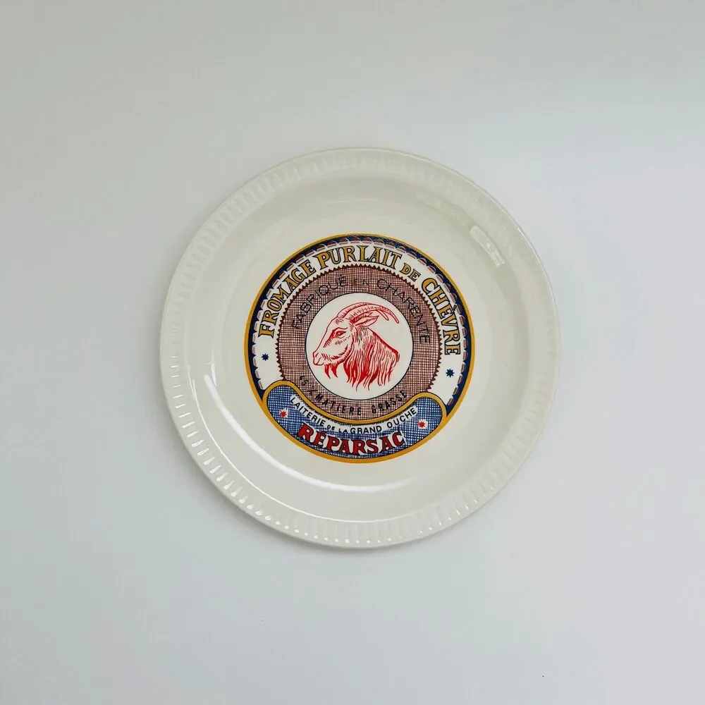 SAINT-AMAND Fromages de France Reparsac Goat Cheese Plate